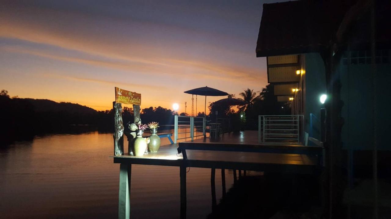 Khum Thong Resort Takuapa Zewnętrze zdjęcie
